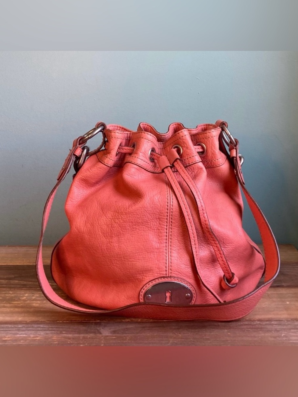 Vintage Fossil Maddox Leather Drawstring Bucket Bag EUC